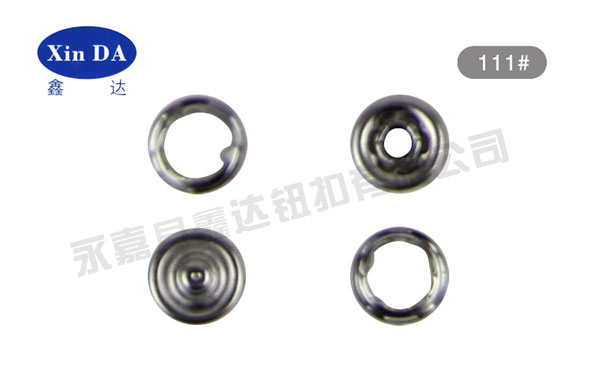 五爪扣在服裝上的用途是什么？